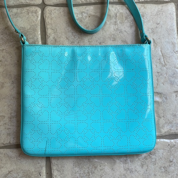 Kate Spade Blue Heart Crossbody - Picture 4 of 10